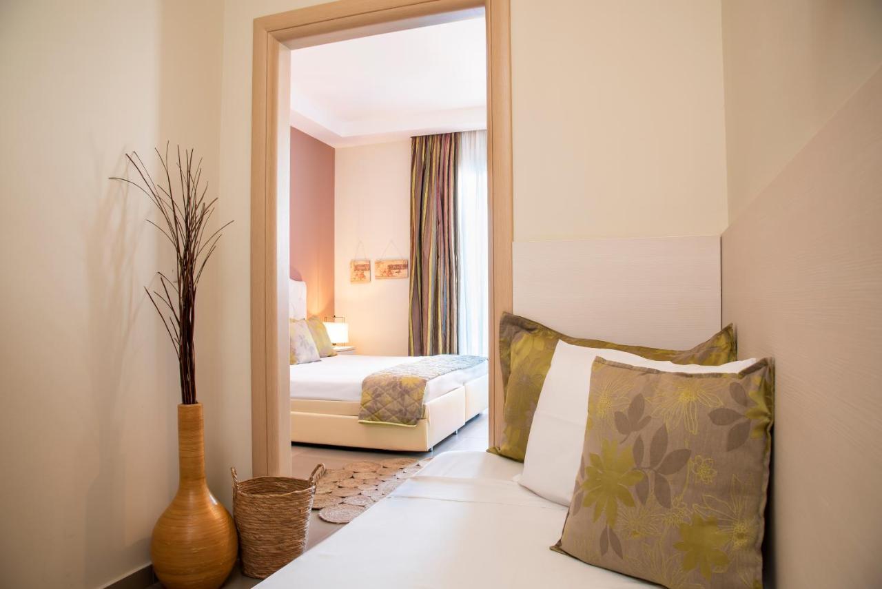 Aqua Mare Hotel Nea Kallikrateia Zewnętrze zdjęcie