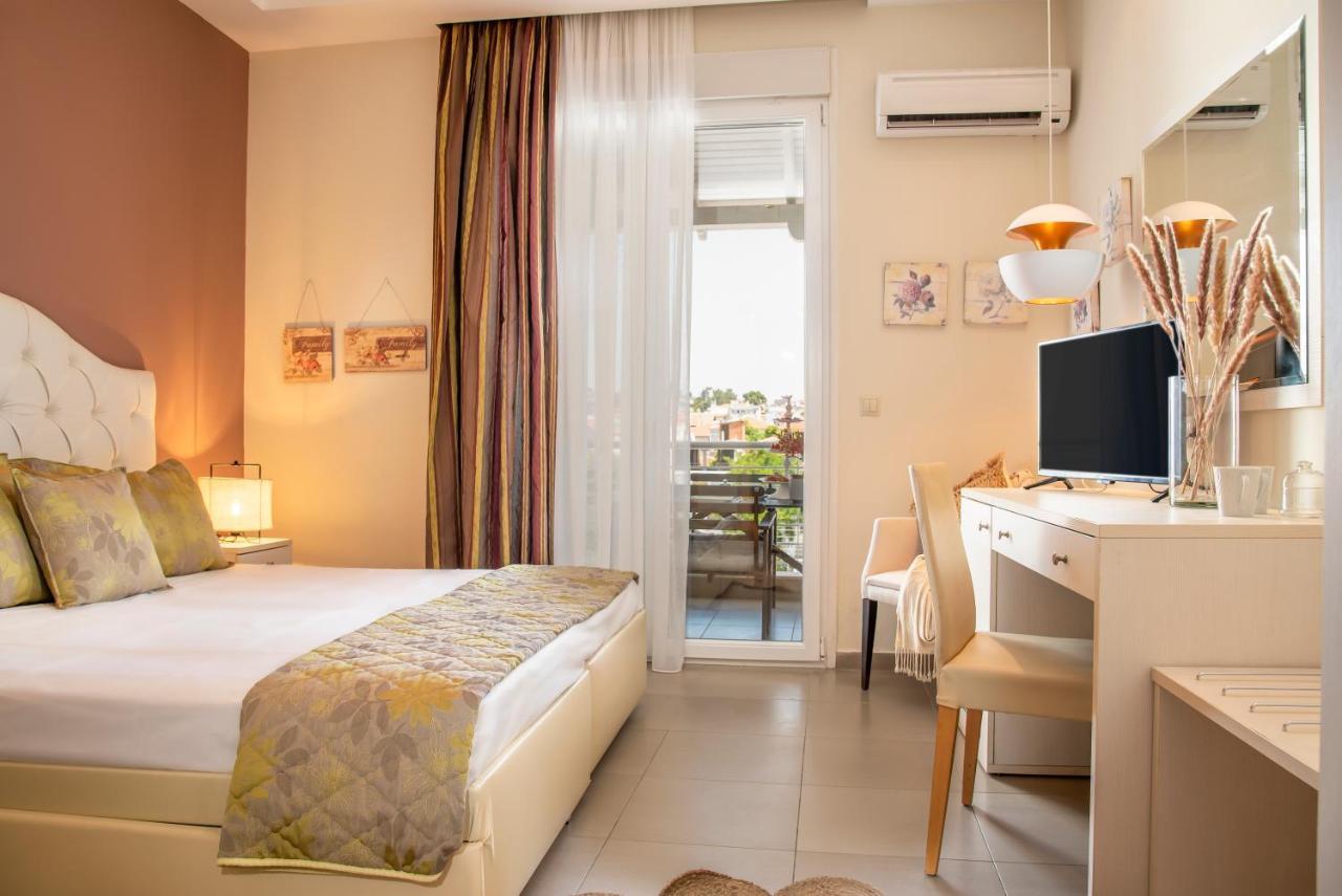 Aqua Mare Hotel Nea Kallikrateia Zewnętrze zdjęcie